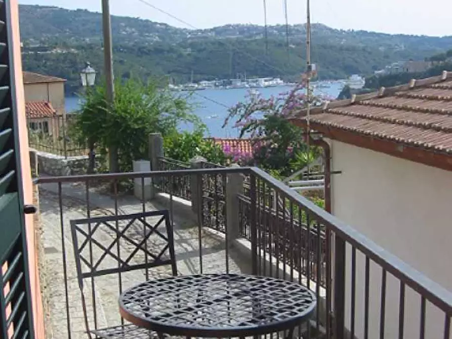 Immagine 7 di Appartamento in vendita  a Porto Azzurro