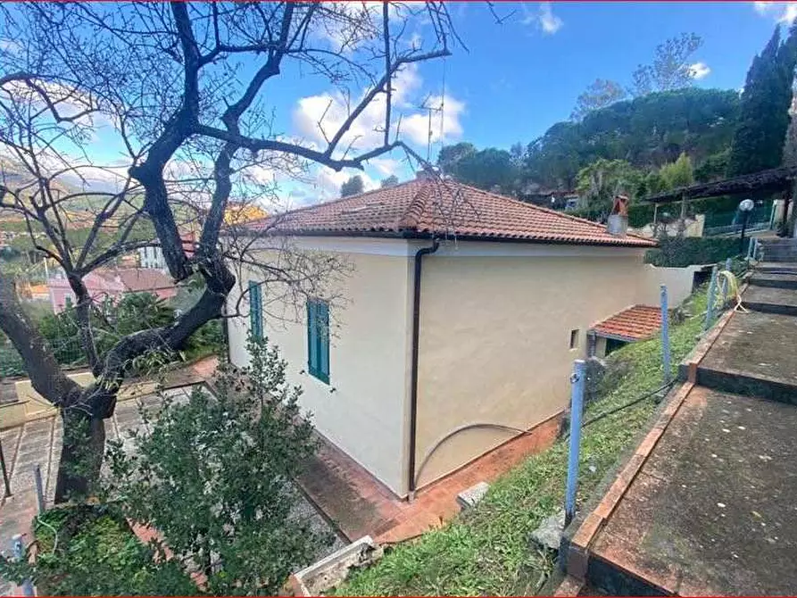Immagine 11 di Villa in vendita  a Porto Azzurro