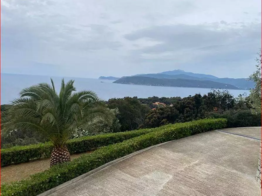Immagine 10 di Villa in vendita  a Capoliveri