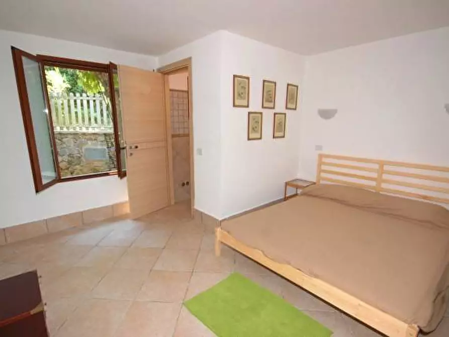 Immagine 12 di Villa in vendita  a Portoferraio