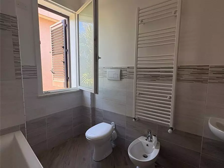 Immagine 11 di Appartamento in vendita  in Via Berlinguer, 18 a Casteldaccia