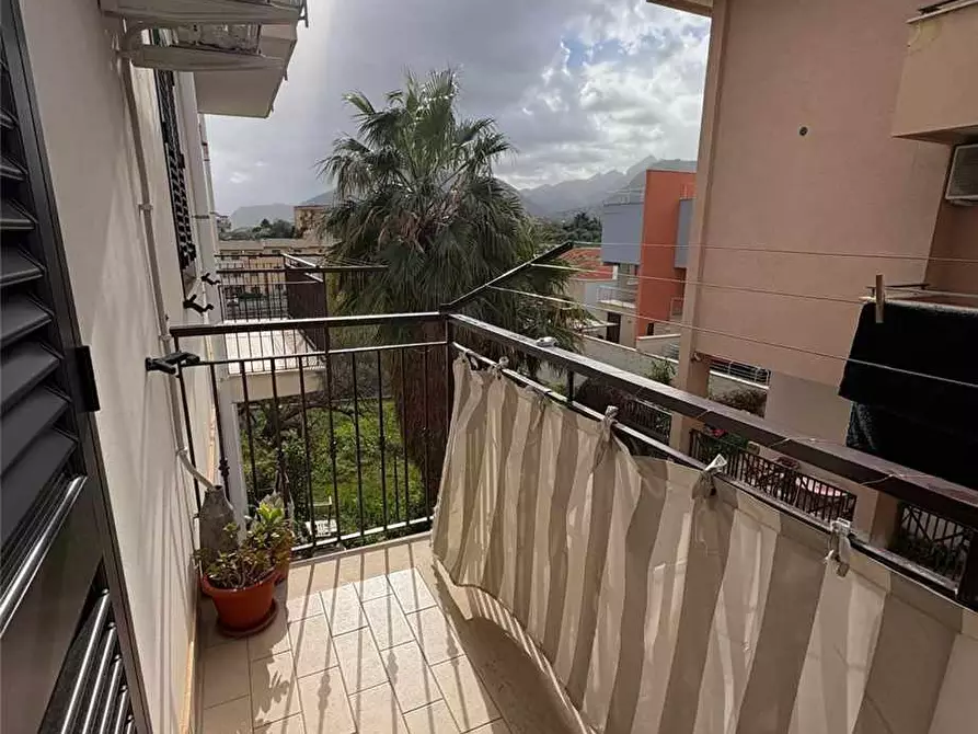Immagine 11 di Appartamento in vendita  in Via Enrico Berlinguer, 18/21 a Casteldaccia