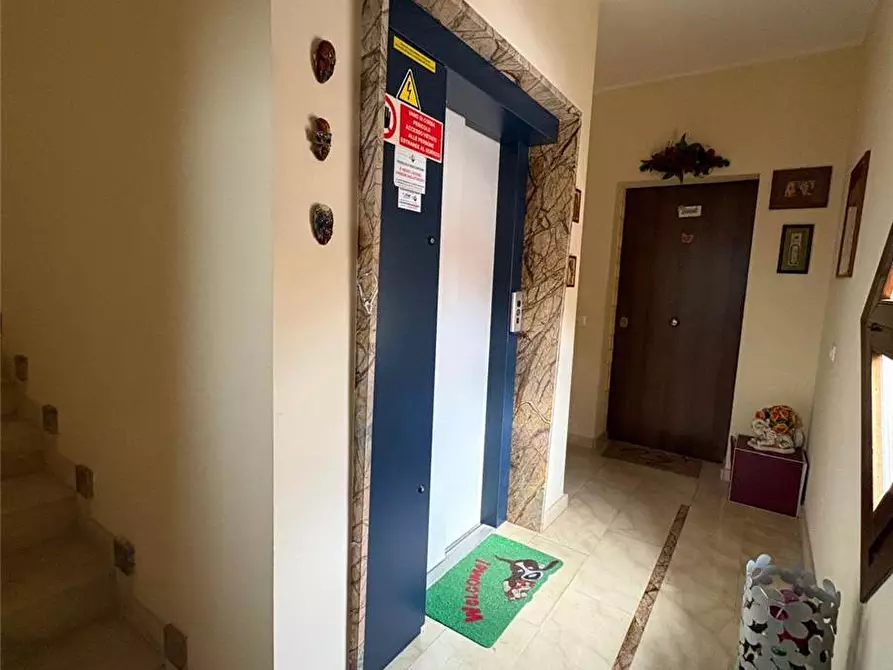 Immagine 11 di Appartamento in vendita  in Via Comiso, 26 a Casteldaccia
