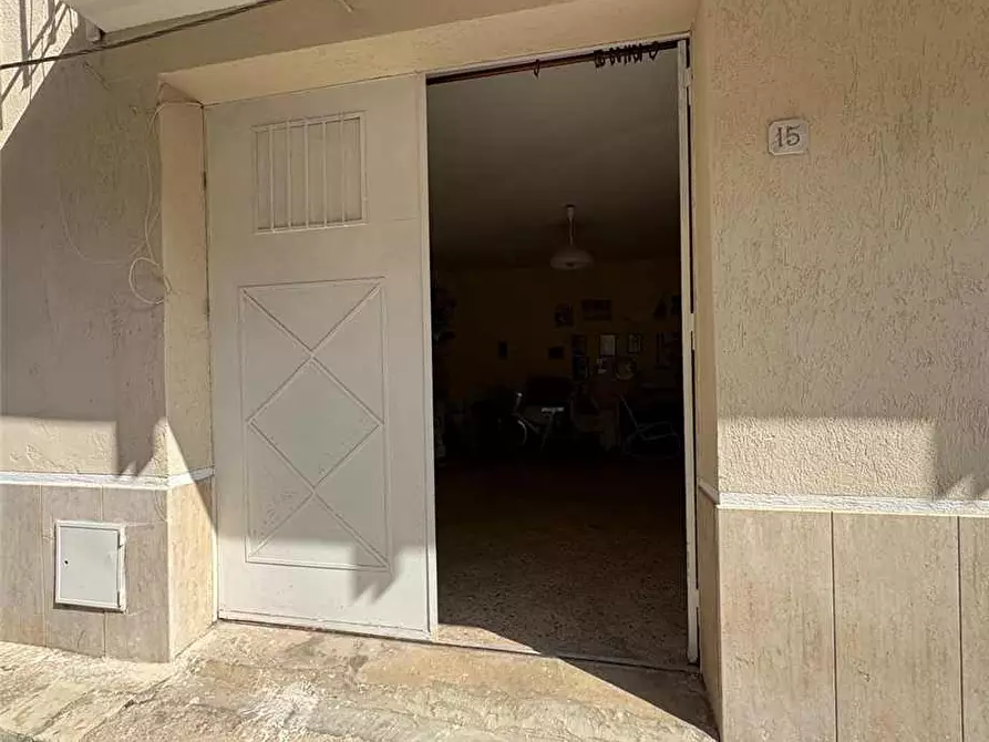 Immagine 17 di Villa in vendita  in Via Trapani, 13/15 a Casteldaccia