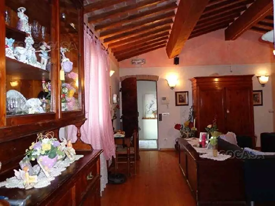 Immagine 7 di Villa in vendita  a Fucecchio