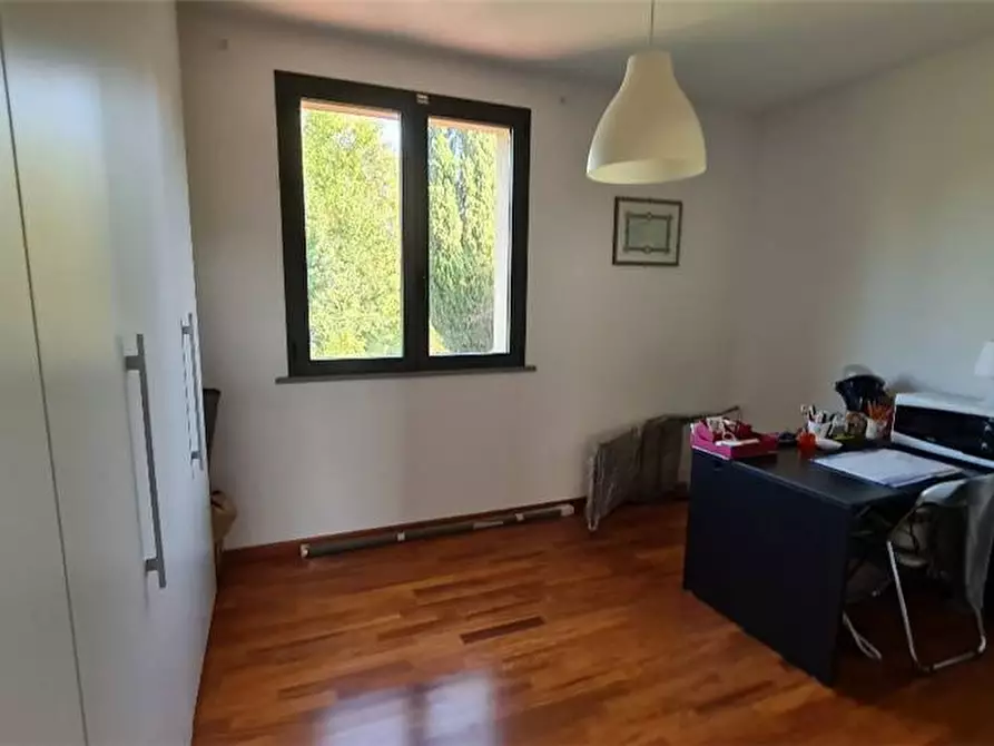 Immagine 8 di Villa in vendita  a Fucecchio