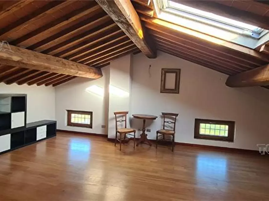 Immagine 8 di Villa in vendita  a Fucecchio