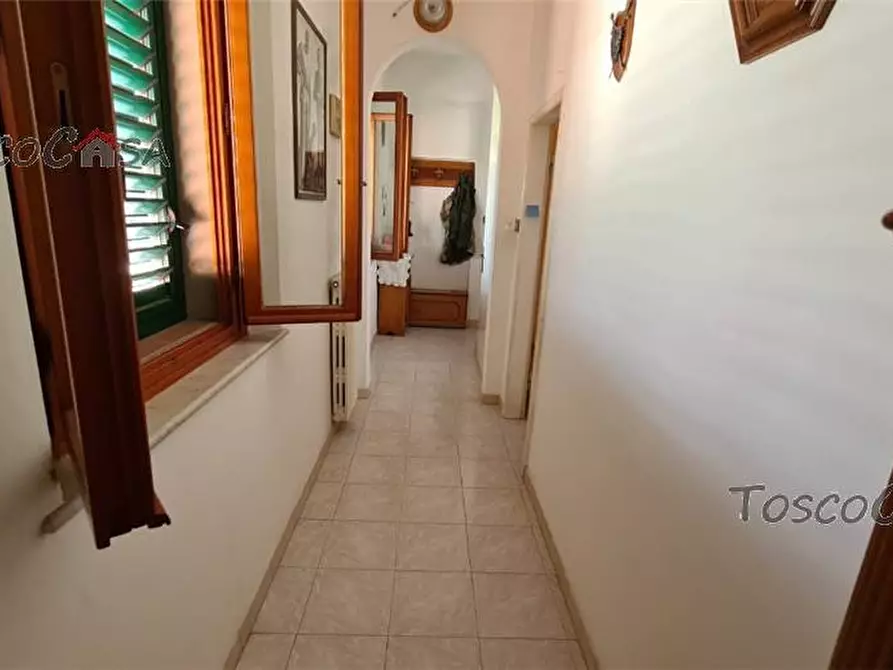 Immagine 6 di Villa in vendita  a Fucecchio