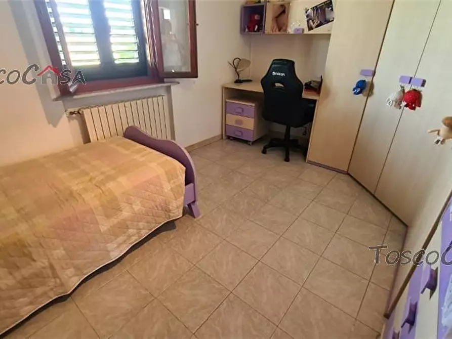 Immagine 8 di Villa in vendita  a Fucecchio