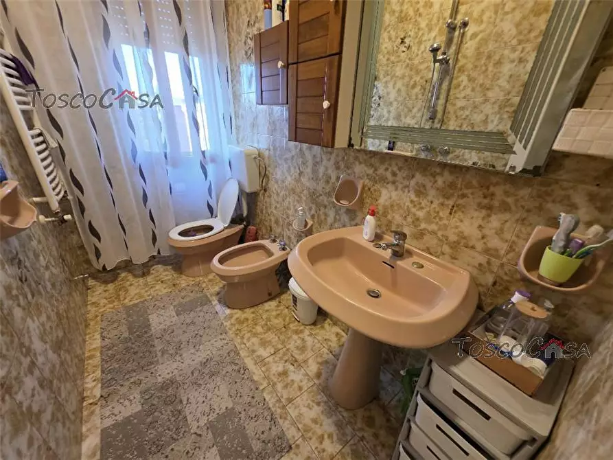 Immagine 10 di Appartamento in vendita  a Fucecchio