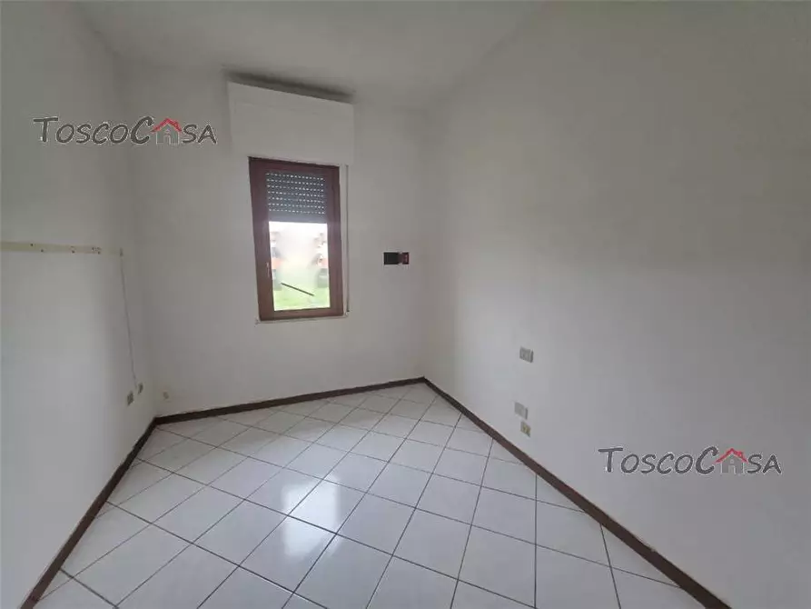 Immagine 8 di Appartamento in vendita  a Santa Croce Sull'arno