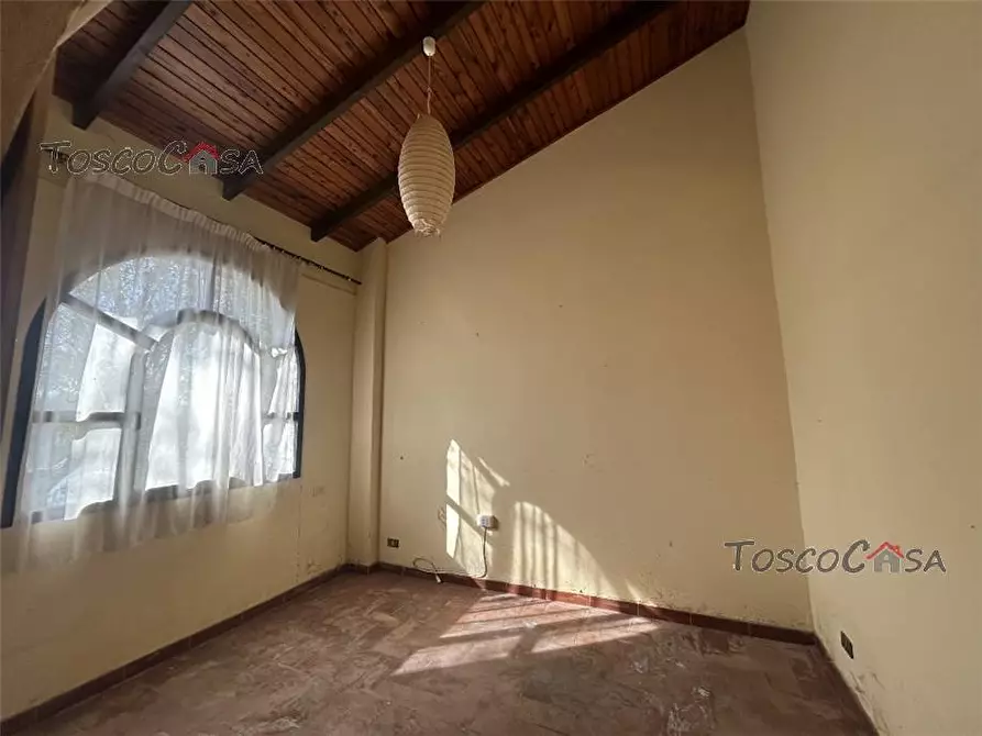 Immagine 8 di Villa in vendita  a Fucecchio