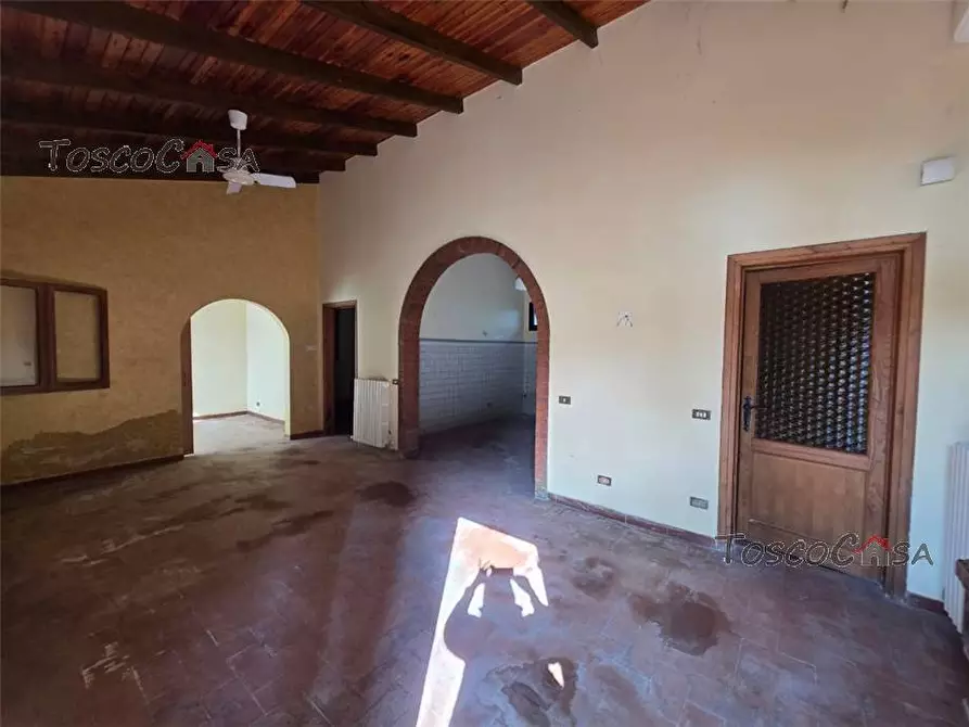 Immagine 9 di Villa in vendita  a Fucecchio