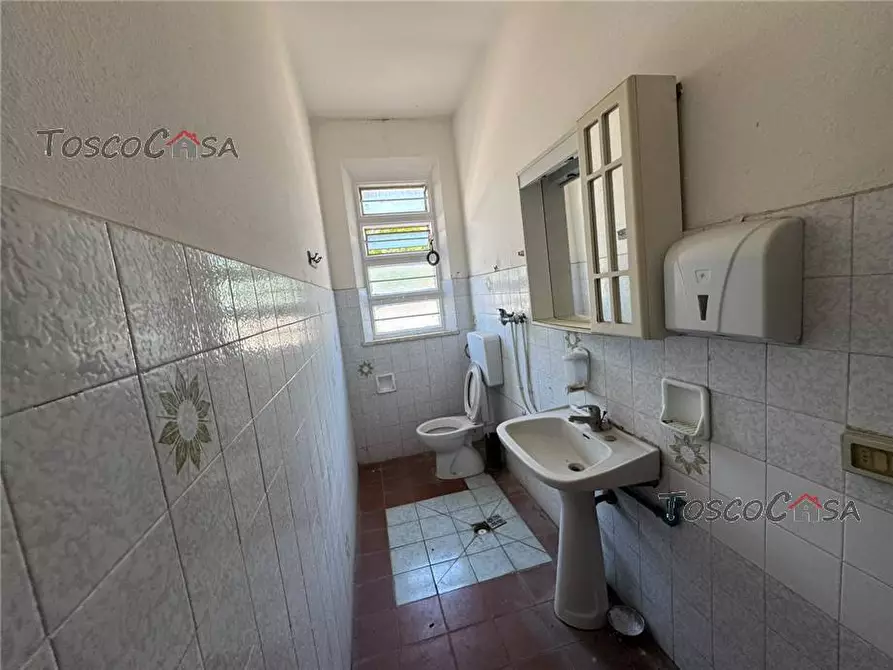 Immagine 8 di Appartamento in affitto  a Fucecchio