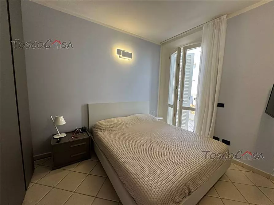 Immagine 8 di Appartamento in vendita  a Camaiore