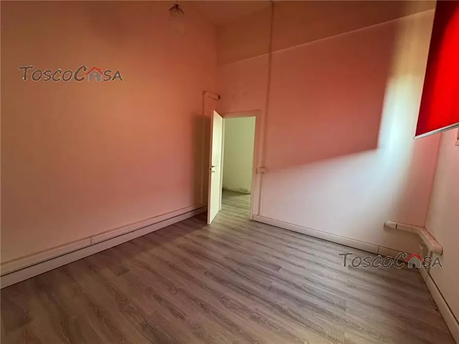 Immagine 6 di Attività commerciale in affitto  a Fucecchio