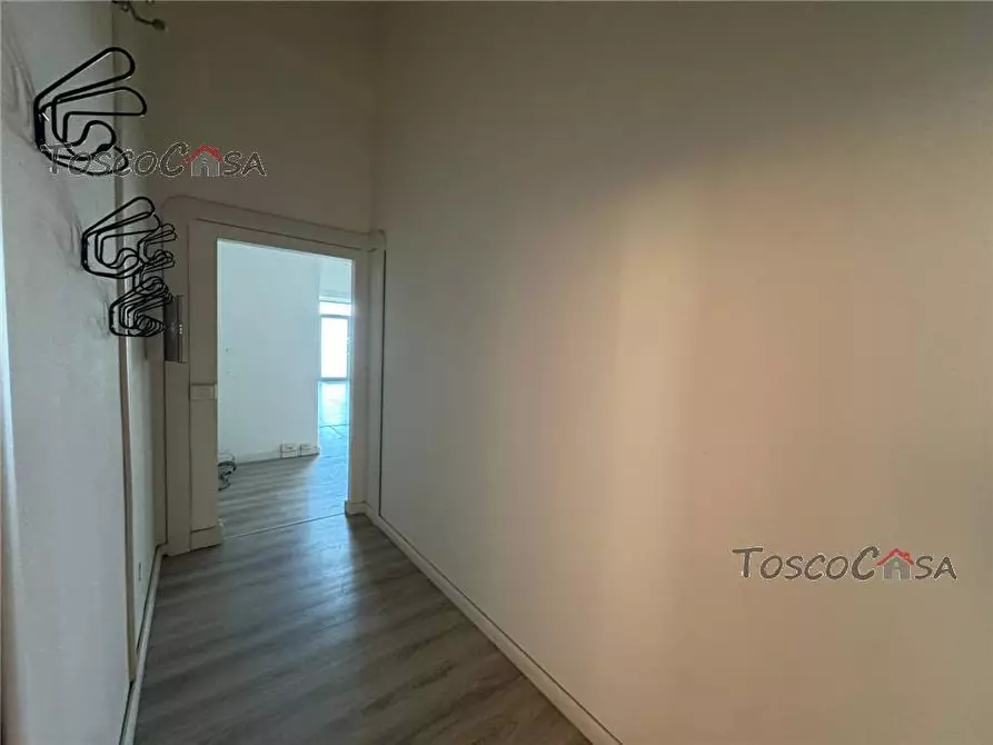 Immagine 8 di Attività commerciale in affitto  a Fucecchio