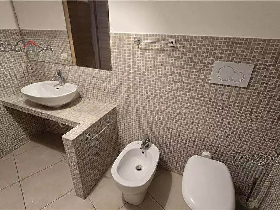 Immagine 9 di Appartamento in affitto  a Fucecchio