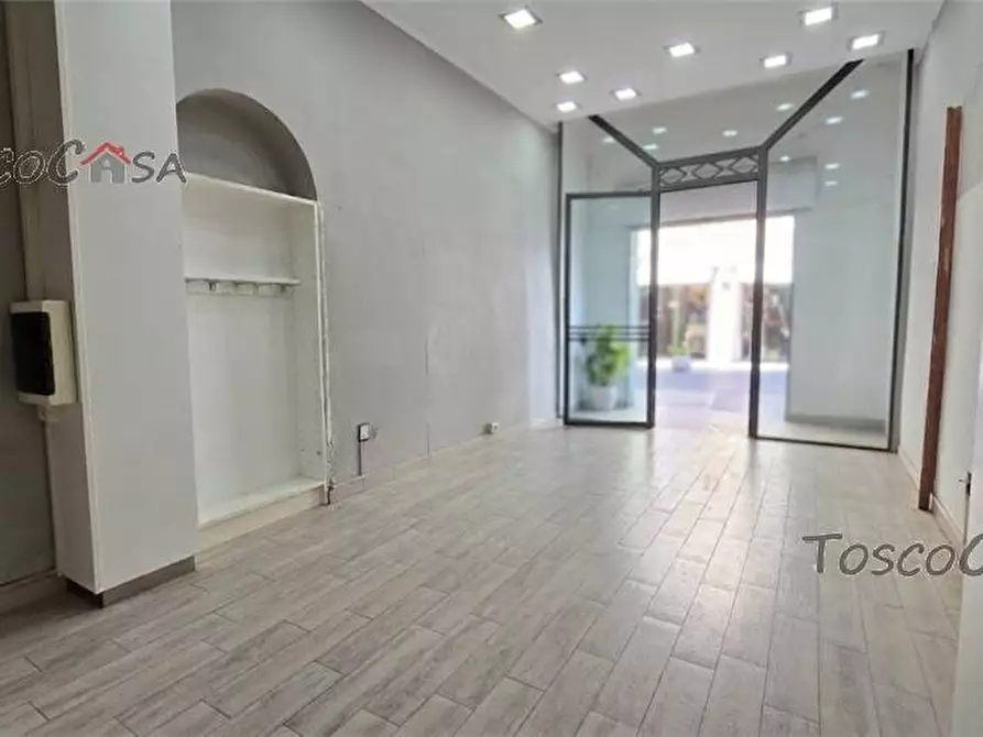 Immagine 7 di Attività commerciale in affitto  a Fucecchio