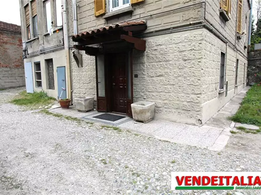 Immagine 11 di Appartamento in vendita  in Via Napoleona Alta a Como