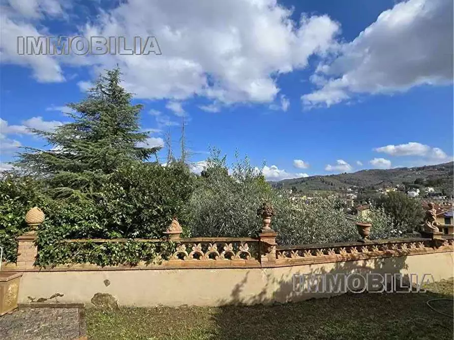 Immagine 40 di Porzione di casa in vendita  a Arezzo