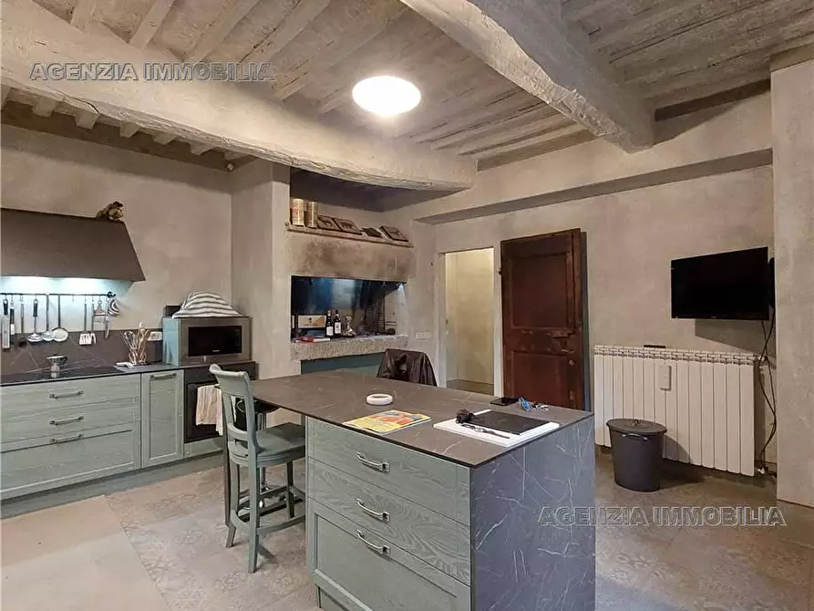 Immagine 17 di Appartamento in vendita  a Anghiari