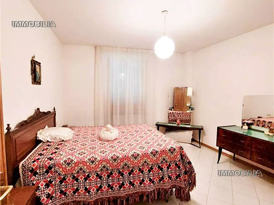 Immagine 18 di Villa in vendita  a Città Di Castello
