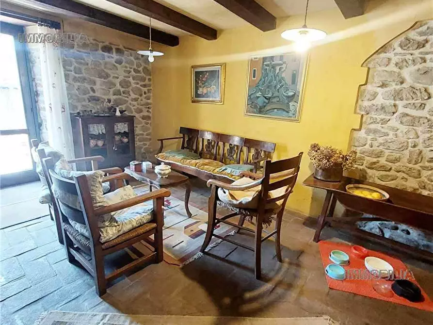 Immagine 27 di Rustico / casale in vendita  a Caprese Michelangelo