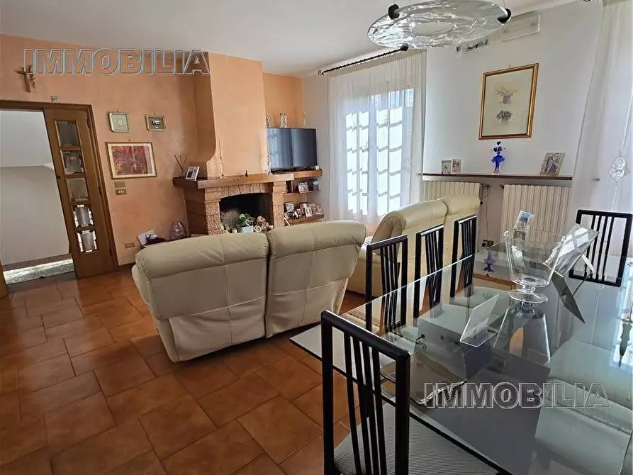 Immagine 23 di Porzione di casa in vendita  a Citerna