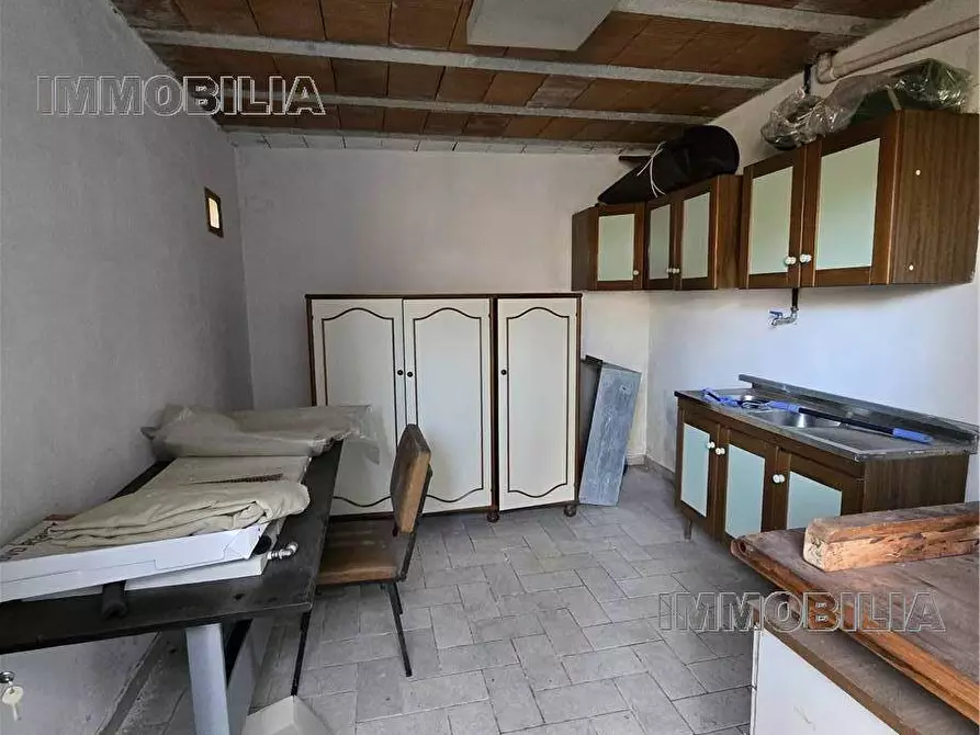 Immagine 10 di Porzione di casa in vendita  a Caprese Michelangelo