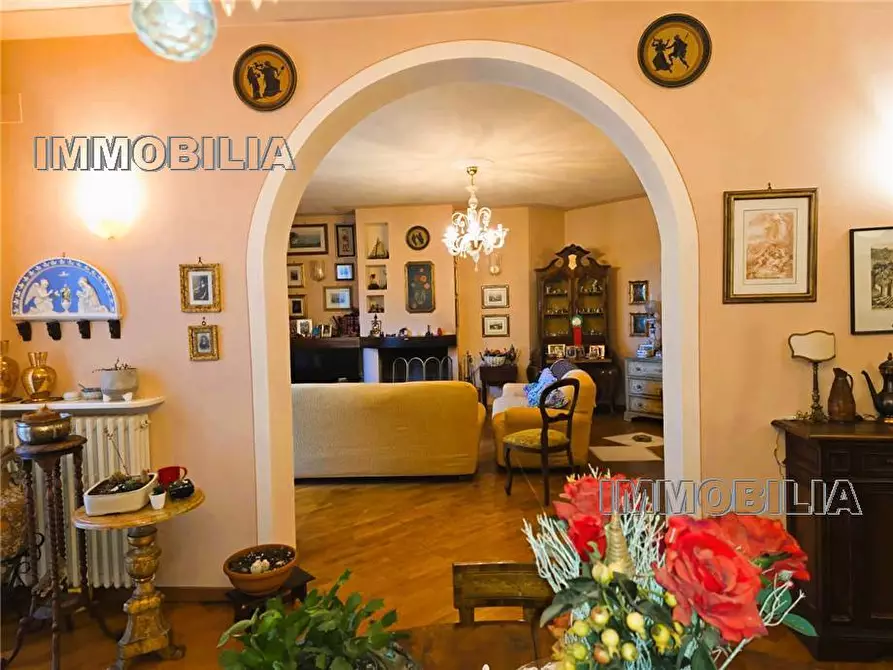 Immagine 39 di Villa in vendita  a Monterchi