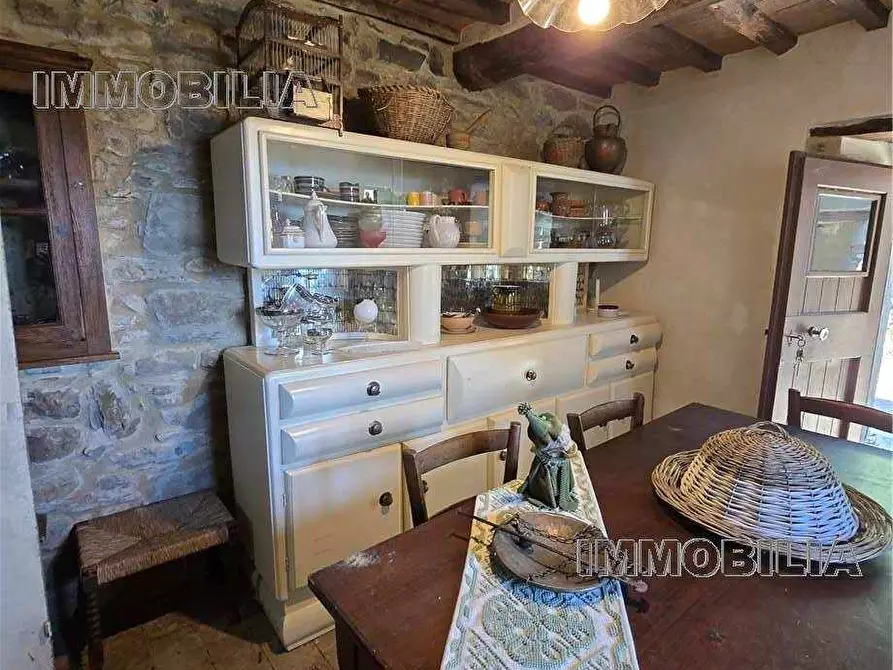 Immagine 37 di Porzione di casa in vendita  a Caprese Michelangelo