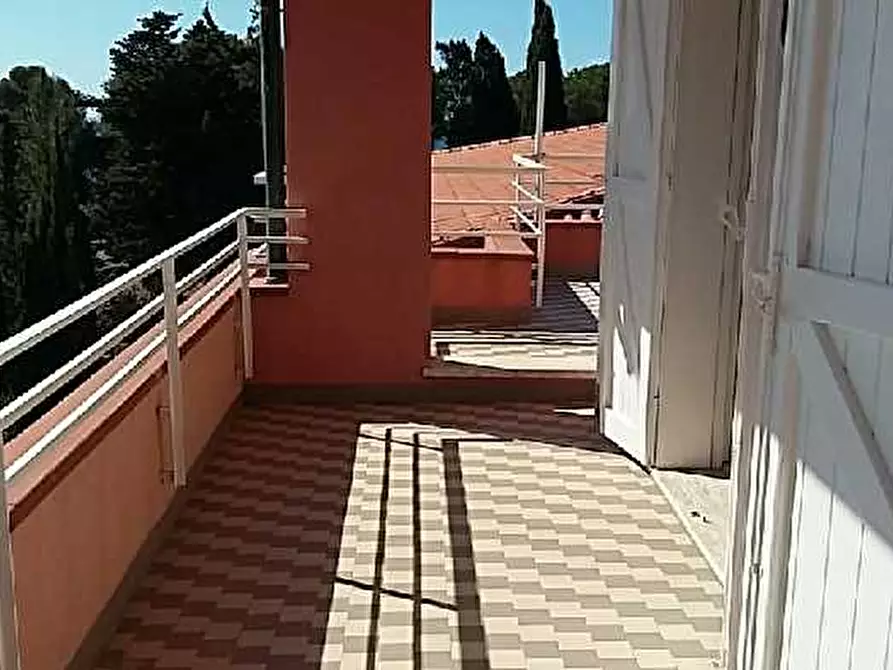 Immagine 6 di Appartamento in vendita  a Rio