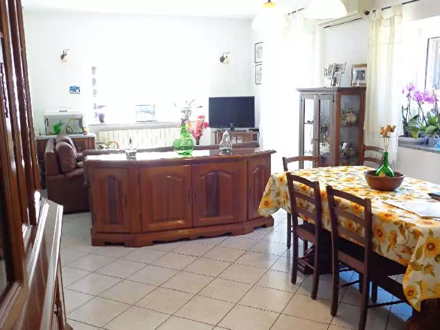 Immagine 8 di Villa in vendita  a Portoferraio
