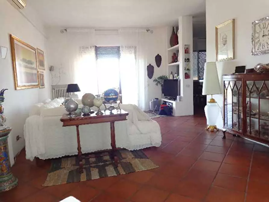 Immagine 7 di Villa in vendita  a Portoferraio