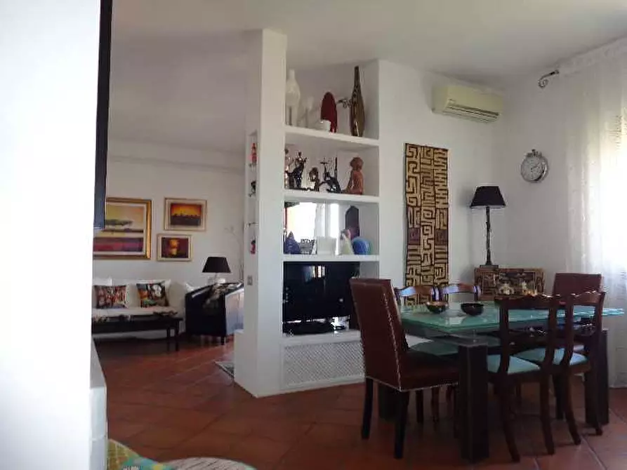 Immagine 8 di Villa in vendita  a Portoferraio