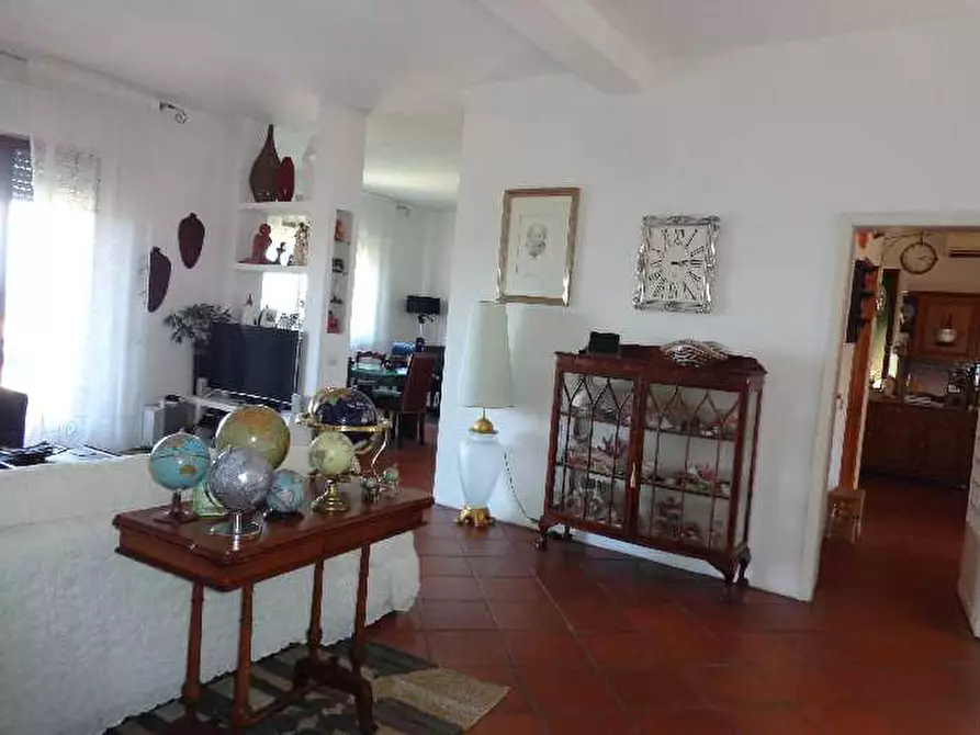 Immagine 9 di Villa in vendita  a Portoferraio