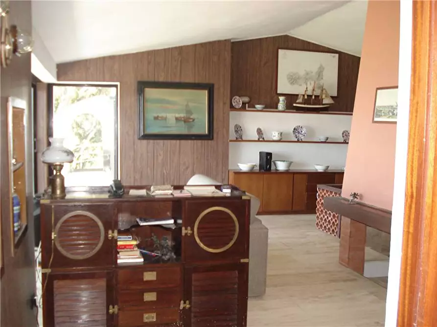 Immagine 14 di Villa in vendita  a Portoferraio