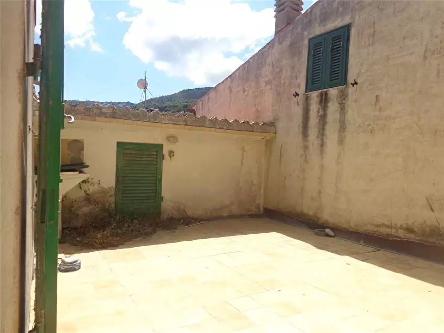 Immagine 10 di Appartamento in vendita  a Marciana