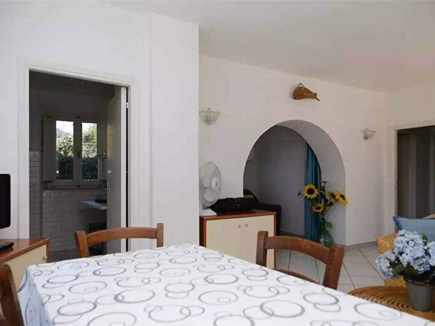 Immagine 18 di Porzione di casa in vendita  a Campo Nell'elba