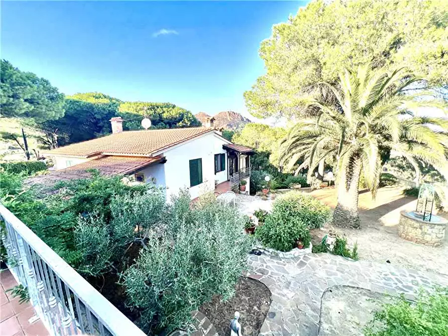 Immagine 6 di Villa in vendita  a Porto Azzurro