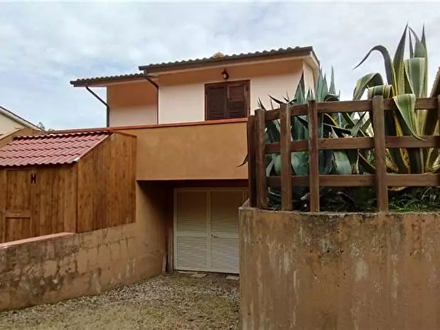 Immagine 12 di Villa in vendita  a Rio