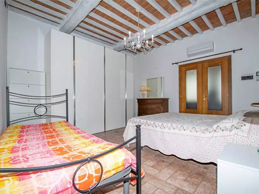 Immagine 10 di Appartamento in vendita  a Portoferraio