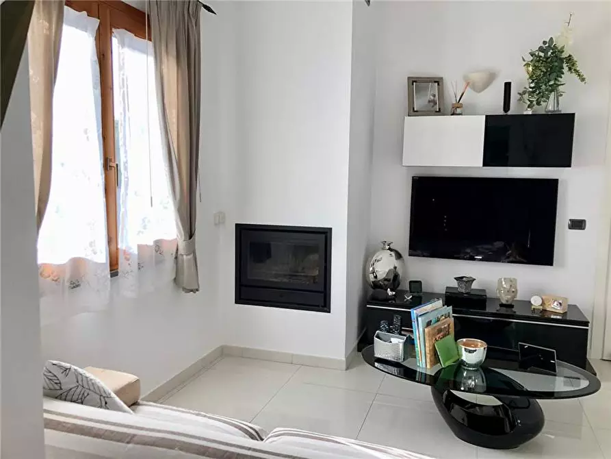 Immagine 16 di Appartamento in vendita  a Portoferraio