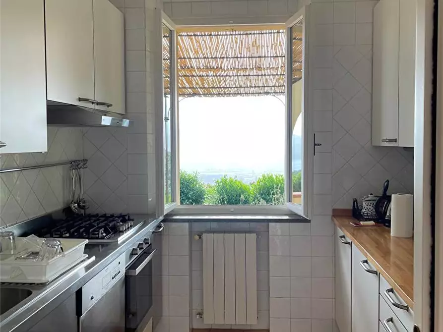 Immagine 10 di Villa in vendita  a Portoferraio