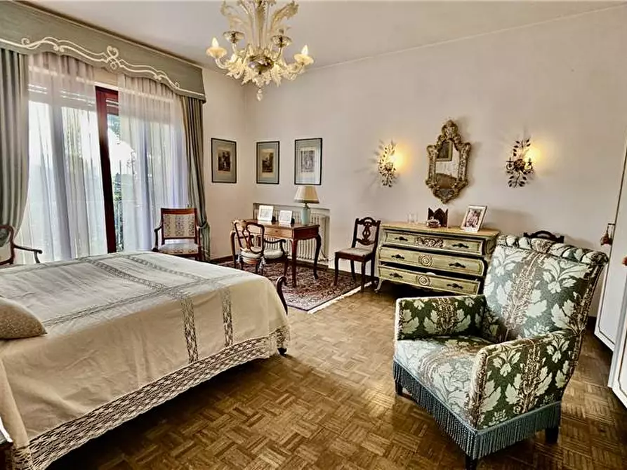 Immagine 8 di Villa in vendita  a Portoferraio