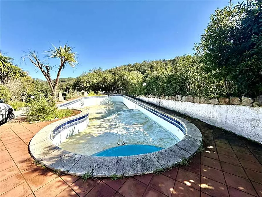 Immagine 14 di Villa in vendita  a Portoferraio
