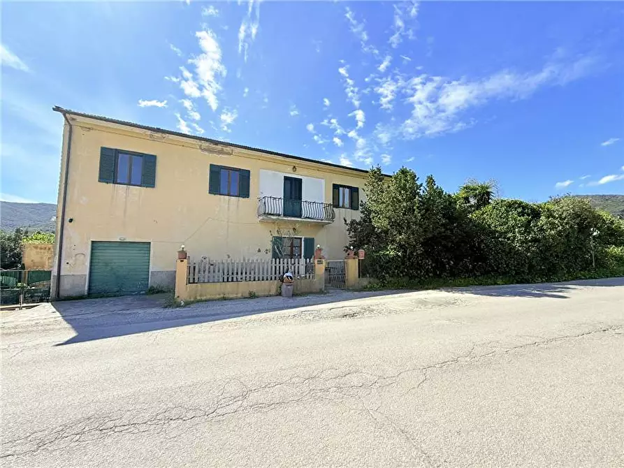 Immagine 14 di Appartamento in vendita  a Portoferraio