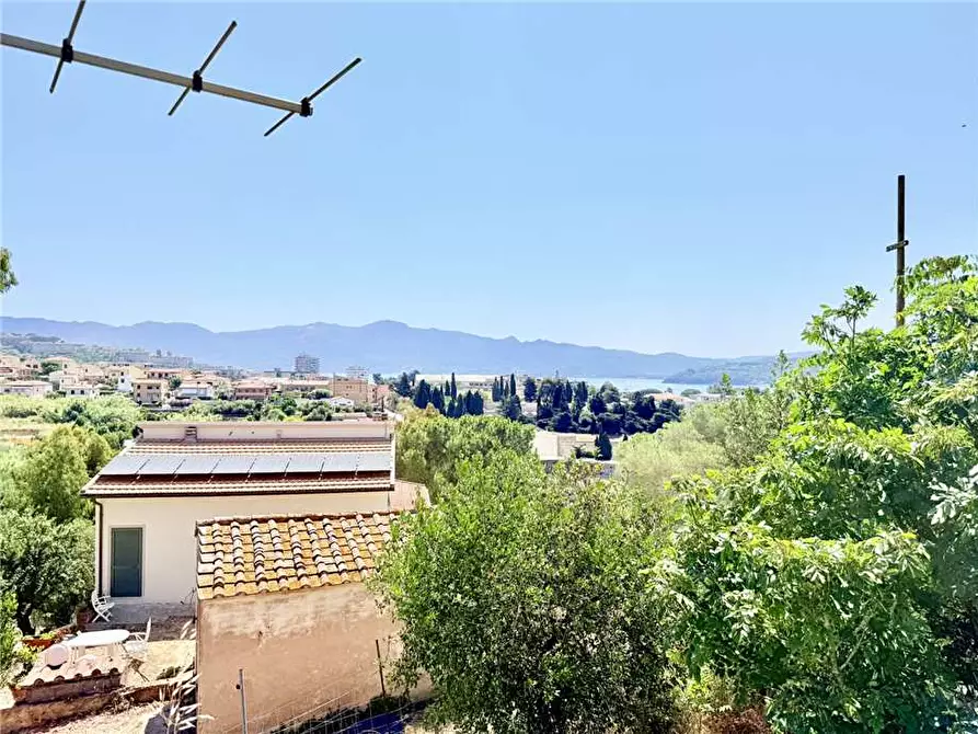 Immagine 6 di Villa in vendita  a Portoferraio