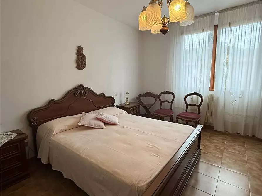 Immagine 7 di Appartamento in vendita  a Marciana Marina
